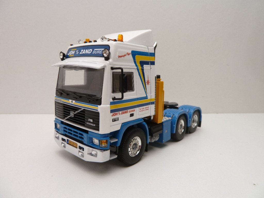 Volvo F16 Globetrotter  '' Joh. v/d Zand ''  WSI, Ophalen of Verzenden, Zo goed als nieuw, Bus of Vrachtwagen, Wsi