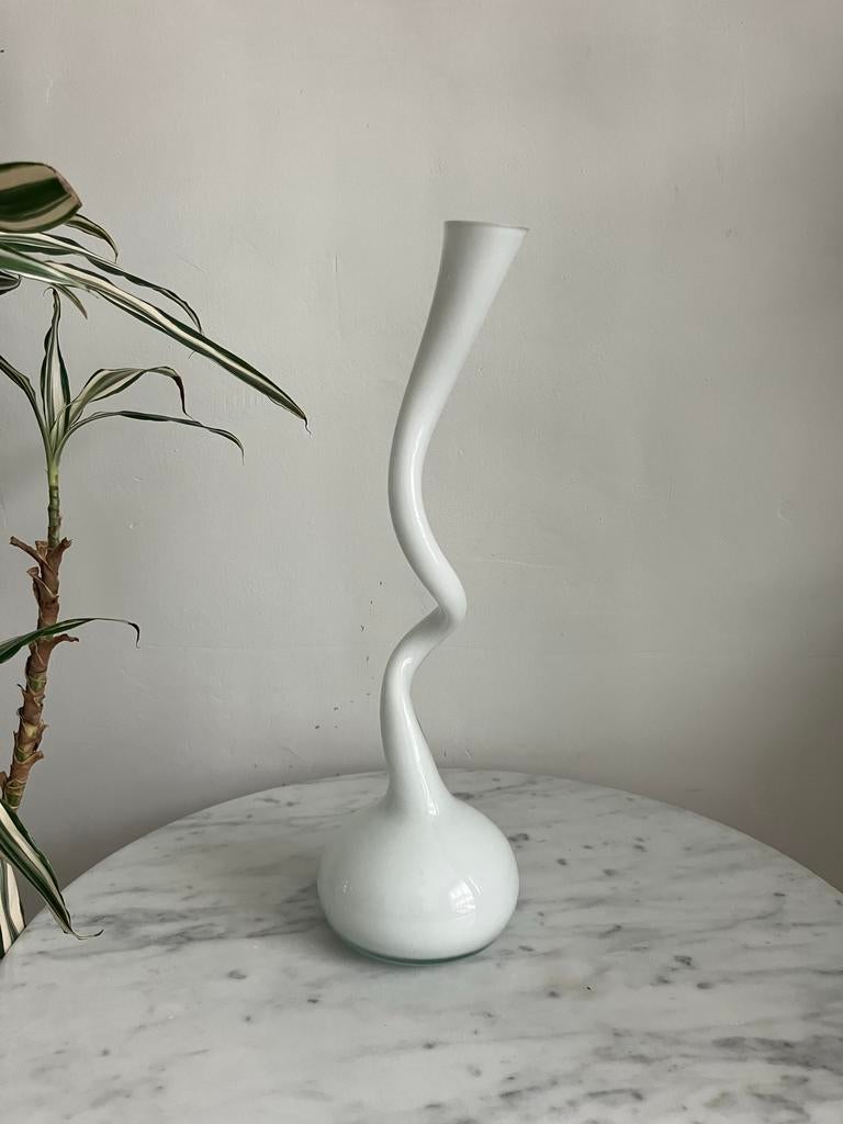 Normann Copenhagen Swing vase design vaas, Wit, Ophalen of Verzenden, Minder dan 50 cm, Glas