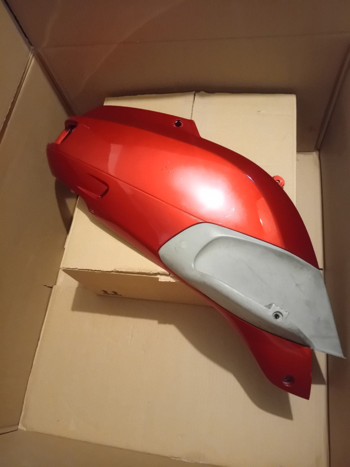 Piaggio SKR achterkap rood, Fietsen en Brommers, Ophalen of Verzenden, Gebruikt, Kap, Piaggio
