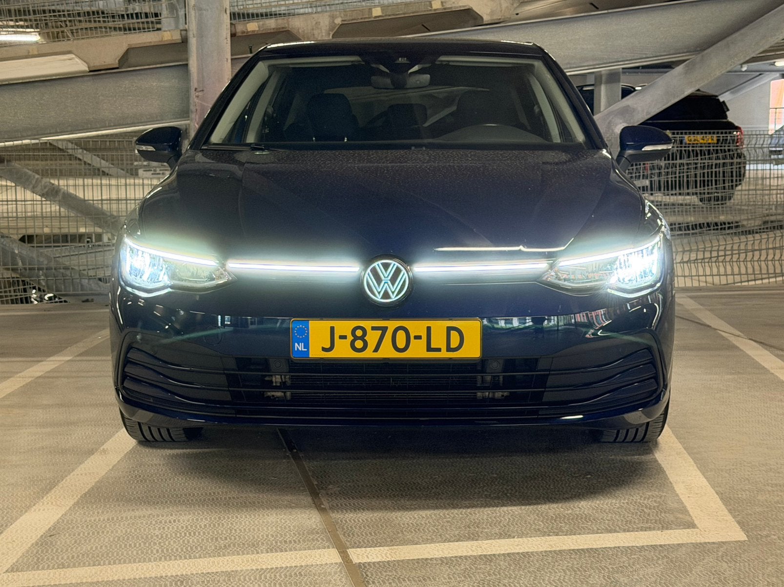VWGolf 1.5 TSI 130pk sfeerverlichting/ACC LED Grill Ambient, Voorwielaandrijving, Stof, Zwart, 4 cilinders