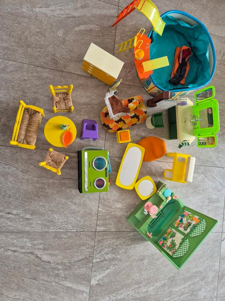 Veel barbie mattel fleur oude meubels, Ophalen of Verzenden, Gebruikt, Meisje