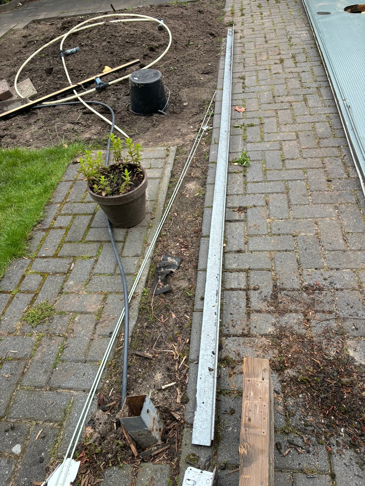 Stalen hoekprofiel 6*6*408cm, Doe-het-zelf en Verbouw, Metalen, Ophalen, Gebruikt