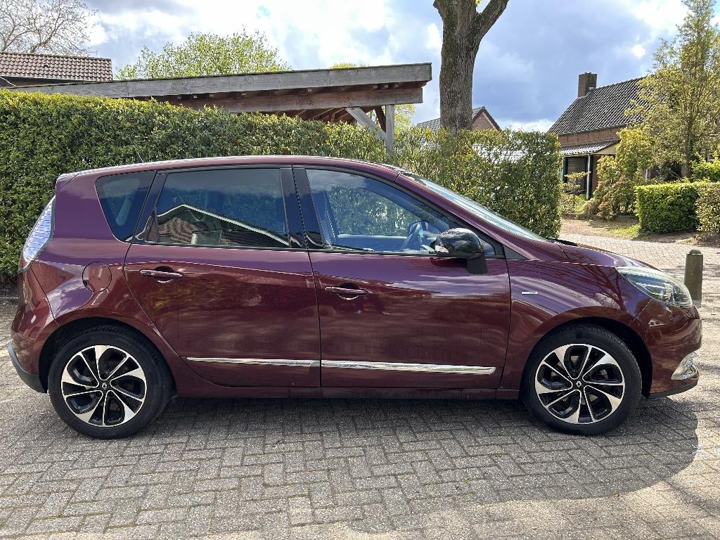 Renault Scénic 1.5 DCI 81KW AUT 2015, Auto's, Renault, 745 kg, Leder en Stof, 23 km/l, Diesel