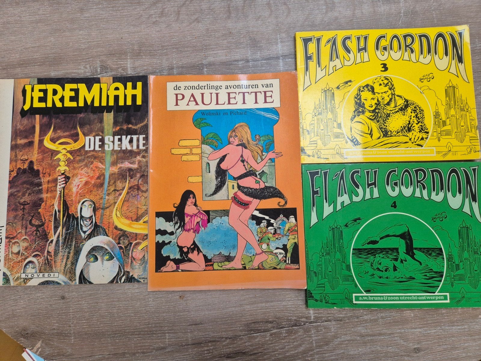 Diverse oude stripboeken, Boeken, Meerdere stripboeken, Ophalen of Verzenden, Gelezen