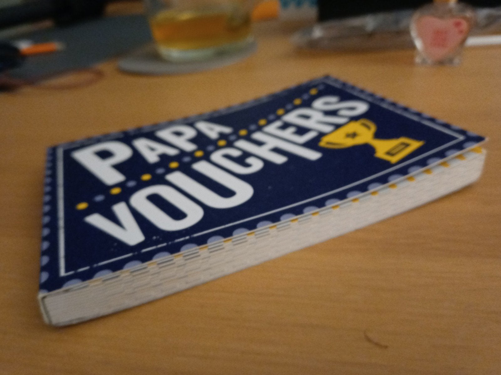 Papa Vouchers - Het perfecte cadeau voor verjaardag of Vader, Ophalen, Zo goed als nieuw, Onbekend, Overige typen