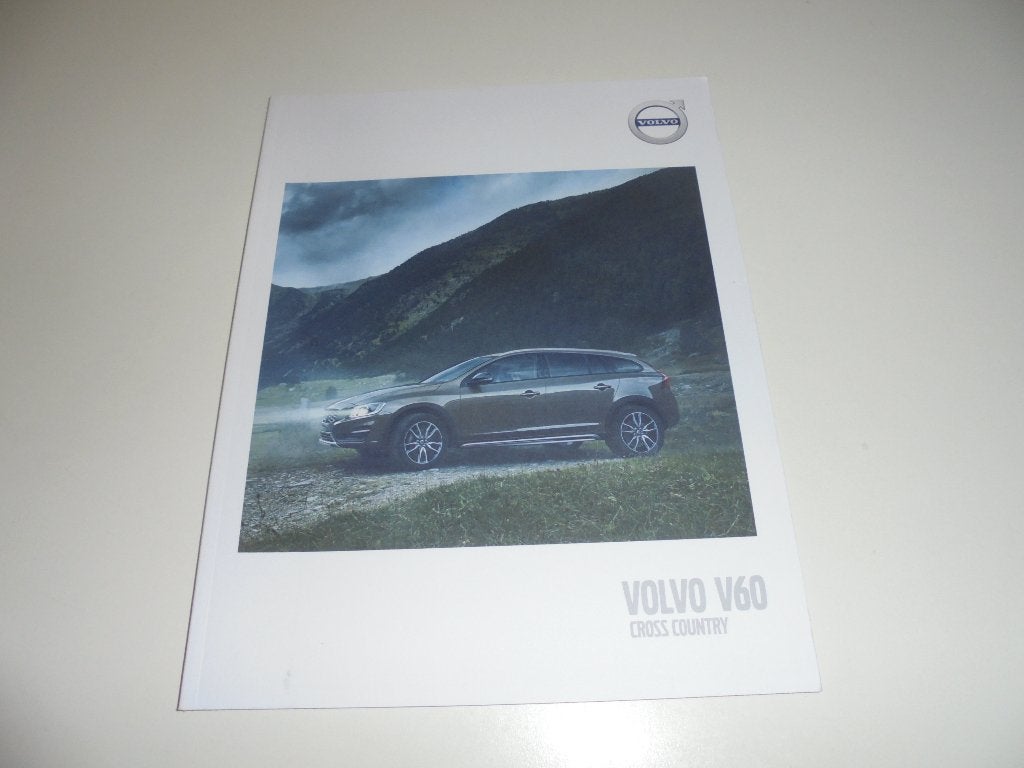 brochure Volvo V60 Cross Country  2017, Ophalen of Verzenden, Nieuw, Volvo