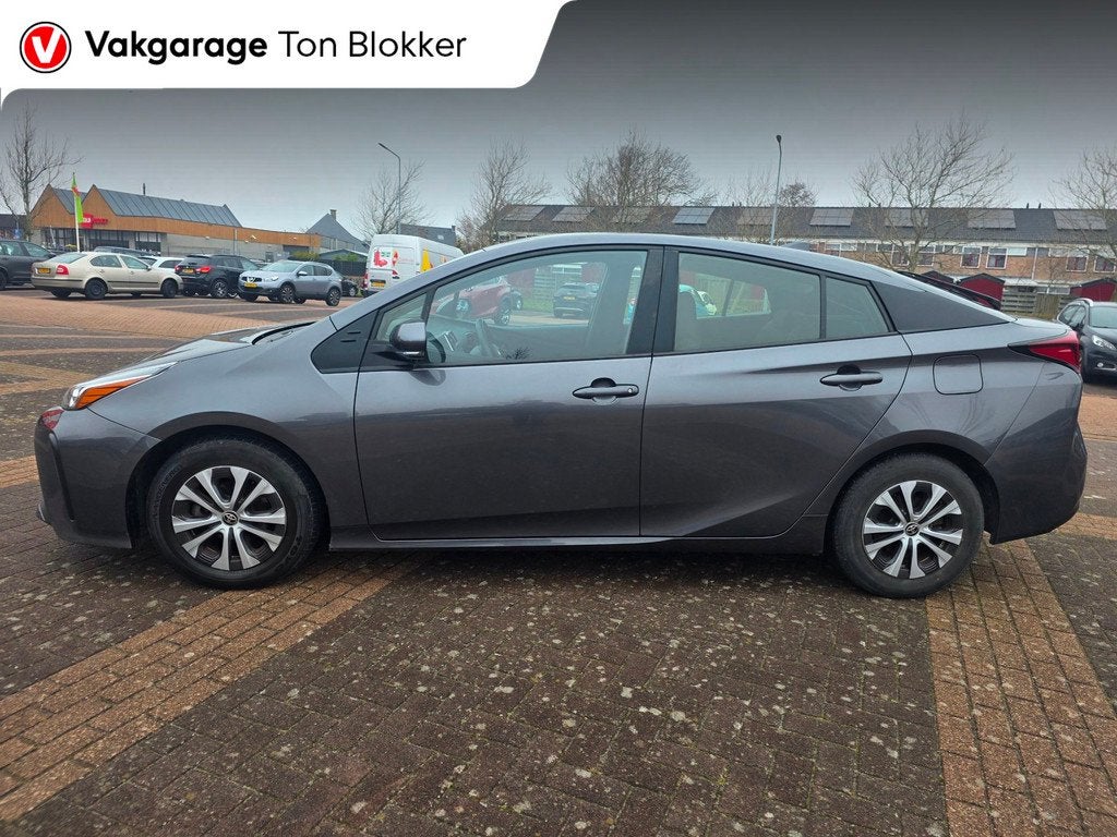 Toyota Prius 1.8 Dynamic, Auto's, Toyota, Zwart, 98 pk, Hybride Elektrisch/Benzine, Prius