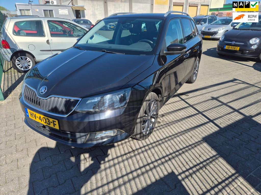 Skoda Fabia Combi Skoda Fabia Combi 1.2 TSI Edition, Auto's, Stof, 4 cilinders, Origineel Nederlands, Handgeschakeld