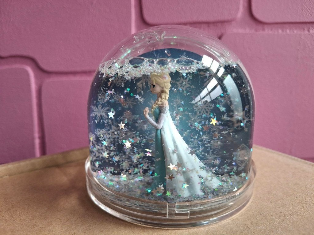 Partij 72x Disney Frozen snow globe (HANDEL), Ophalen of Verzenden, Overige figuren, Nieuw, Overige typen