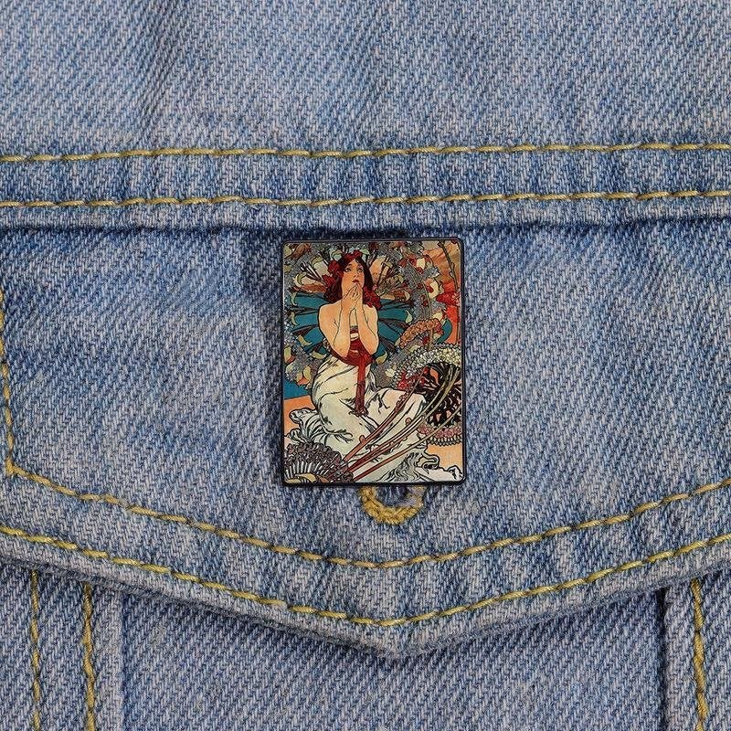 ALPHONSE MUCHA Monte Carlo kunst Pin speldje Brooche, Verzamelen, Verzenden, Nieuw, Overige onderwerpen