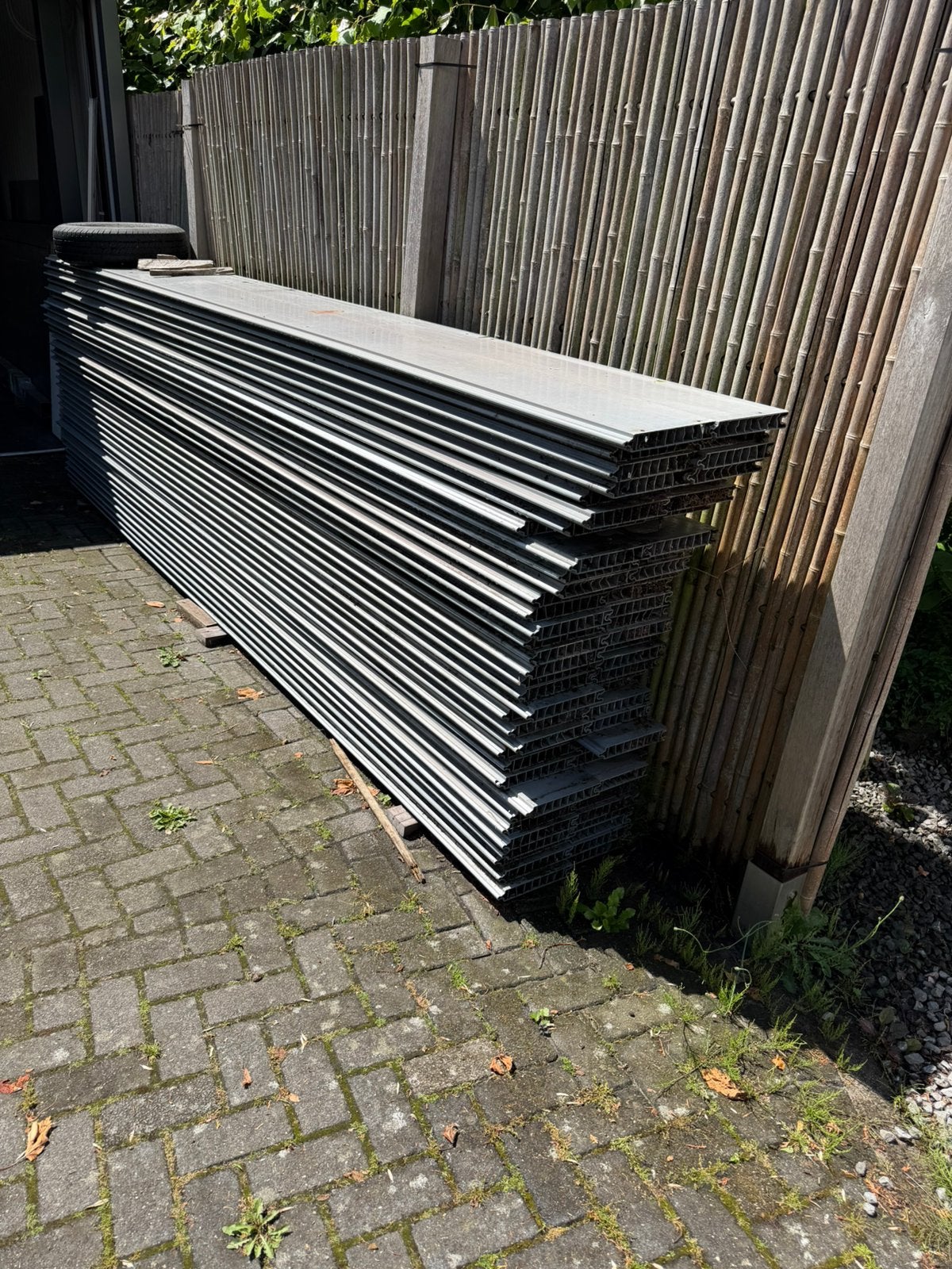 kunststof schroten panelen 68 stuks 4,05x0,22M 3,2cm dik, Ophalen, Gebruikt, Overige materialen, 20 tot 50 mm