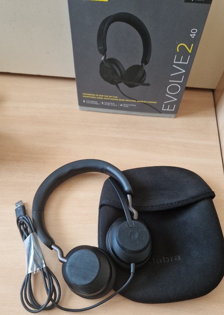 Jabra Evolve2 40, Verzenden, Gebruikt, Op oor (supra aural), Overige merken