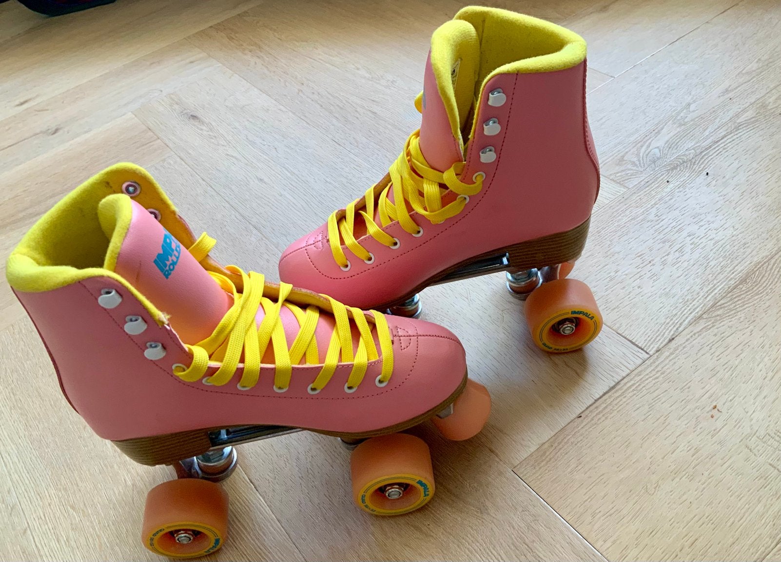 Rollerskates Impala maat 38 voor een zacht prijsje, Ophalen of Verzenden, Gebruikt