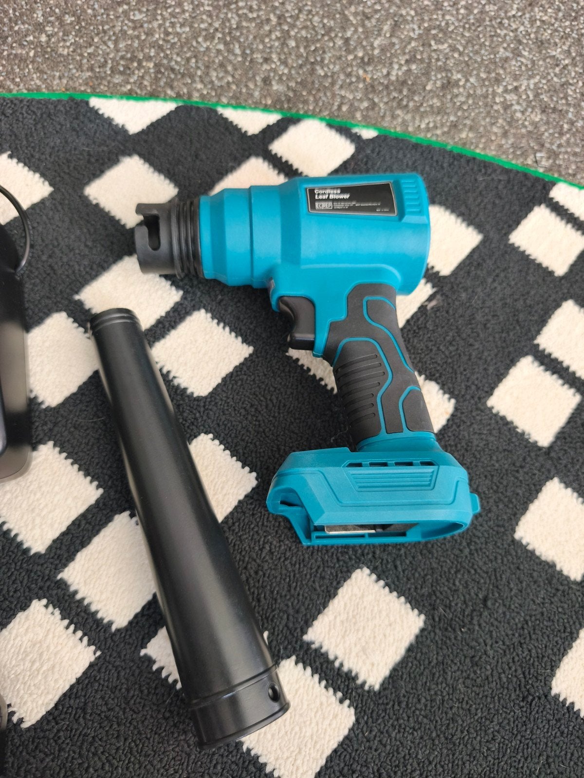 cordless leaf blower