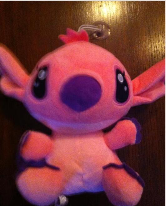 Knuffel Stich roze kan op raam hangen met zuignap, Overige karakters, Overige typen, Ophalen of Verzenden, Zo goed als nieuw
