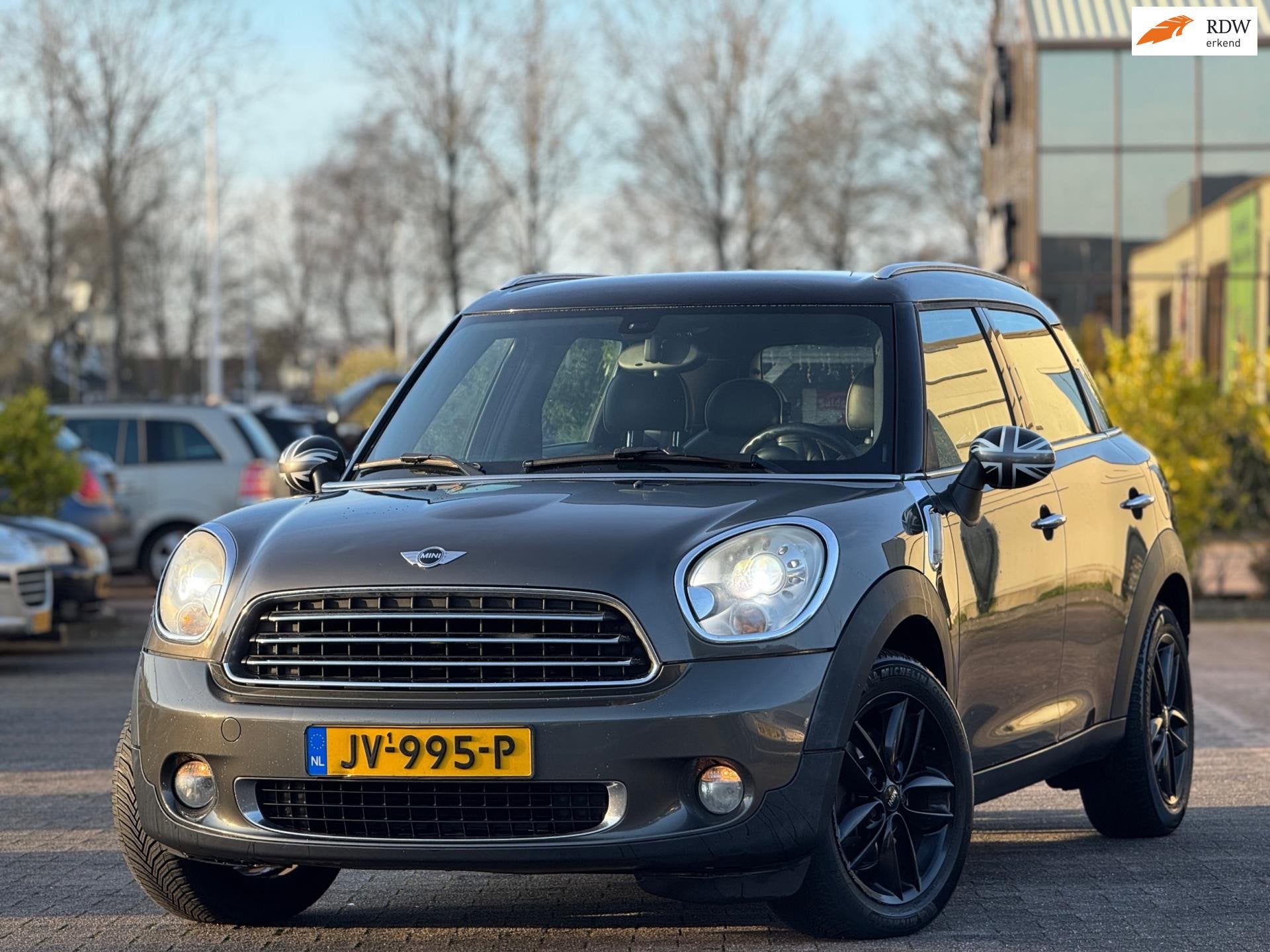 Mini Mini Countryman 1.6 Cooper | APK 29-06-2027 | Leder | X, Voorwielaandrijving, Gebruikt, Zwart, 122 pk