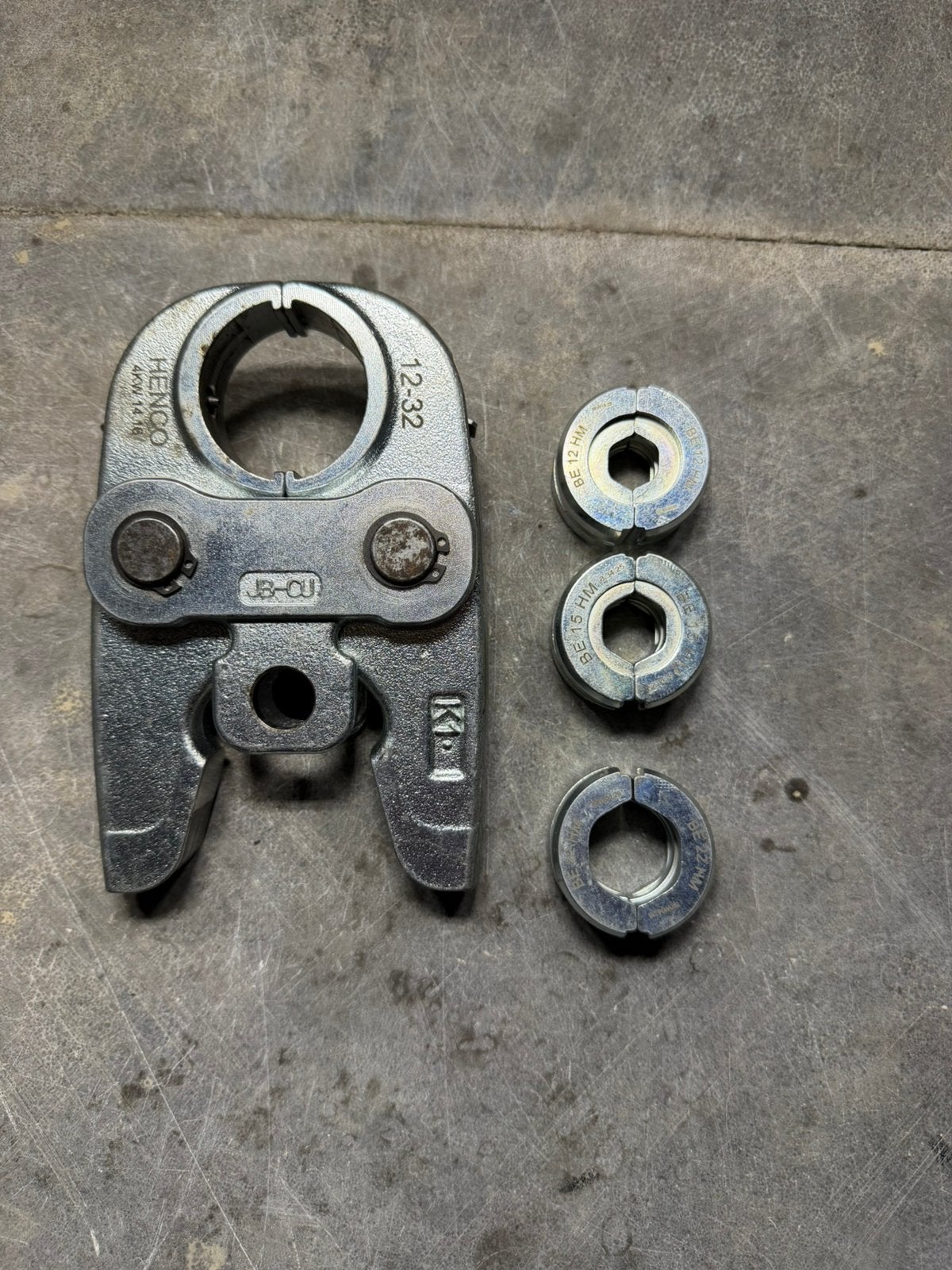 Persbek moederbek met 3x wisselbek m12-15-22 NIEUW, Ophalen, Nieuw