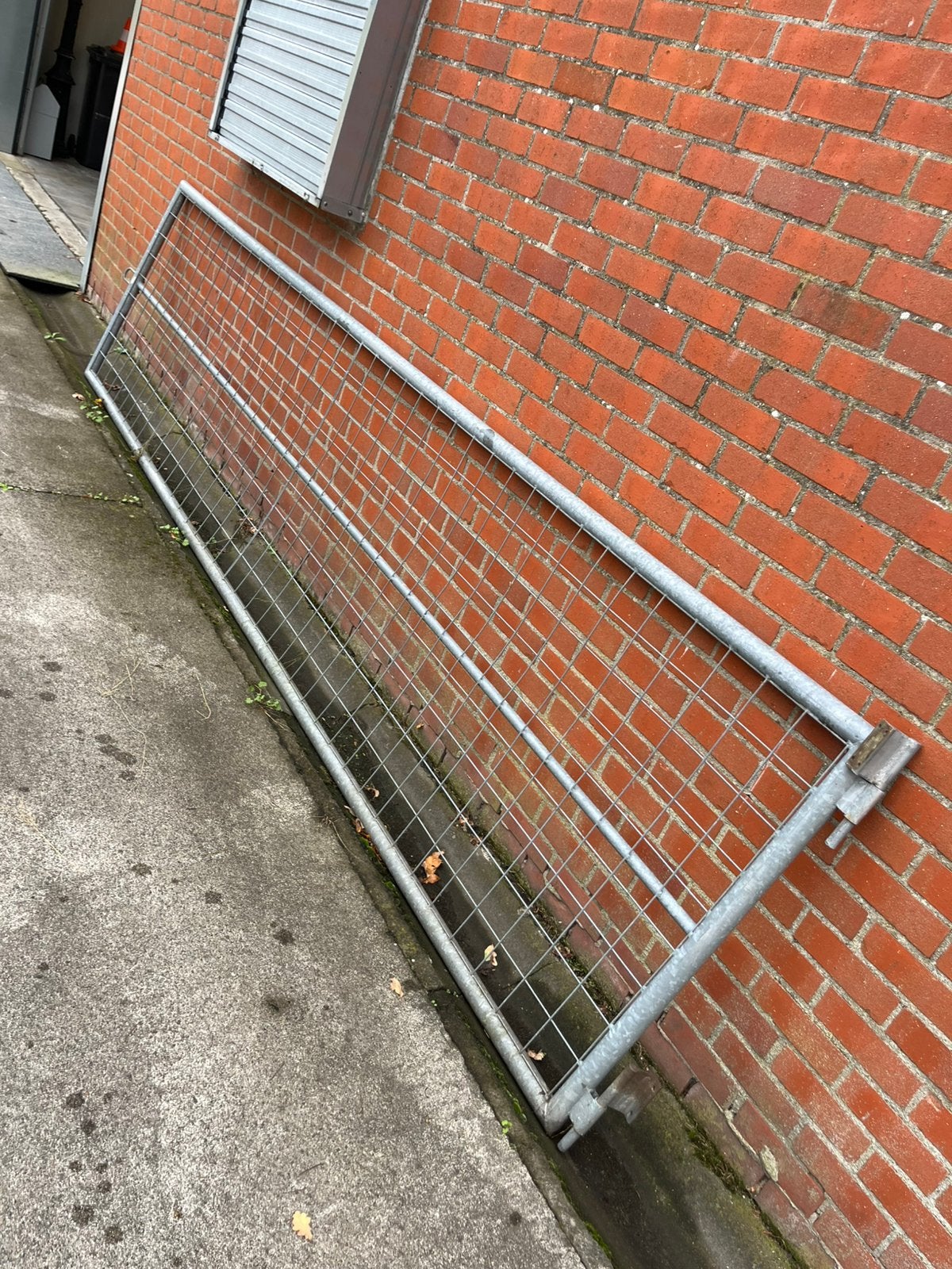 Gegalvaniseerd stalen hek – 4 meter breed, 1 meter hoog, Ophalen, Zo goed als nieuw, IJzer