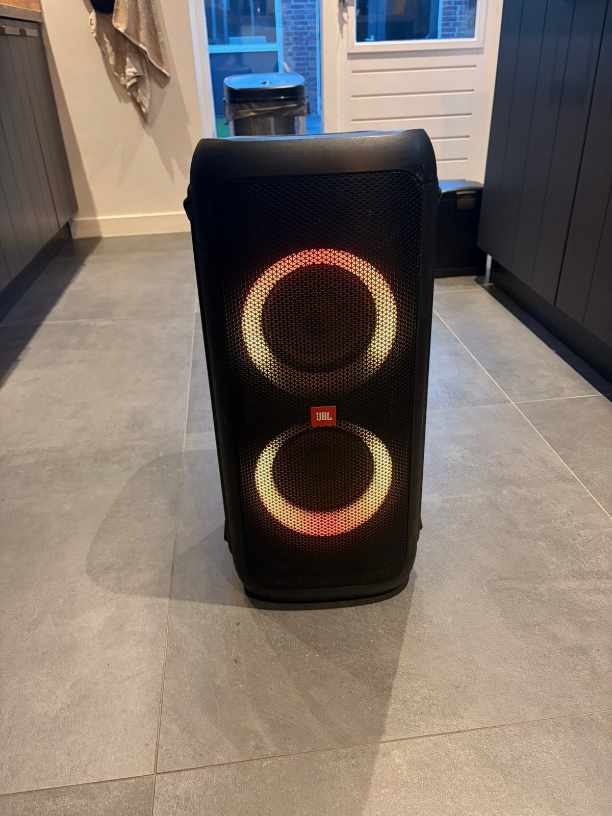 JBL Partybox 300, Ophalen, Gebruikt, JBL, 120 watt of meer