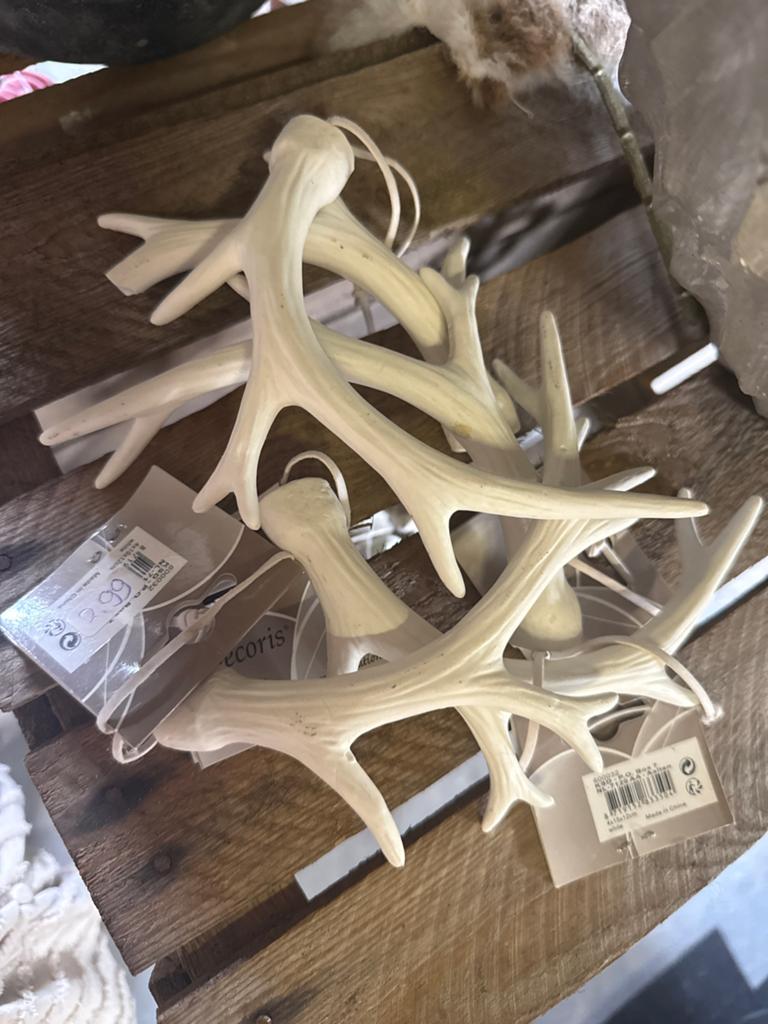 Kleine Herten Geweien Decoratie - Per Stuk, Beige, Nieuw, Kunststof, Ophalen of Verzenden