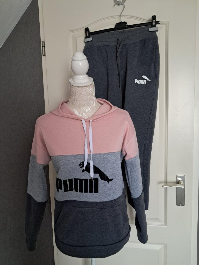 Puma trainingspak dames Maat : M 38, Kleding | Dames, Maat 38/40 (M), Overige typen, Ophalen of Verzenden, Zo goed als nieuw