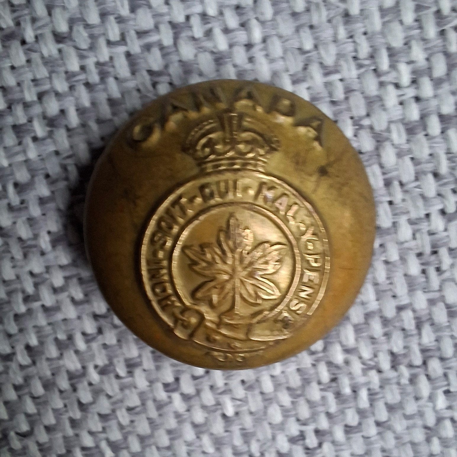Canadesche knoop wo2 Canada militair uniform United Carr, Verzenden