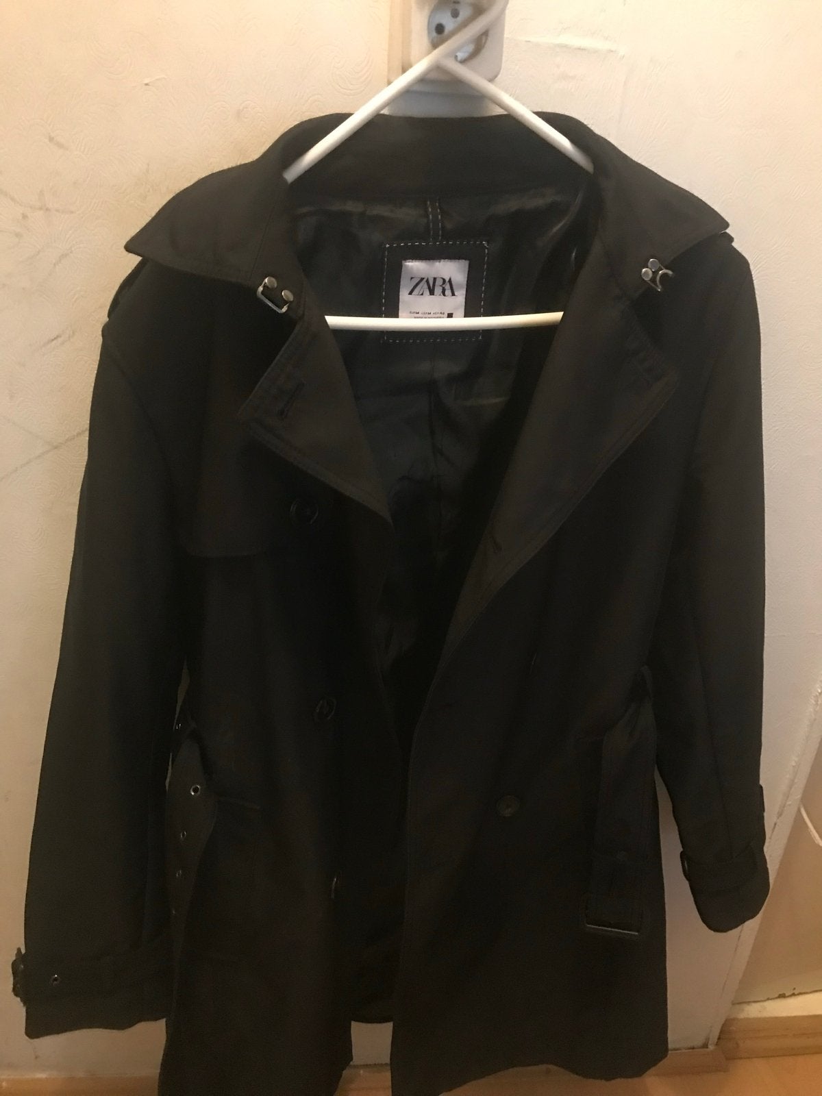 Zwarte dames jas van Zara, Ophalen, Zo goed als nieuw, Maat 38/40 (M), Zwart