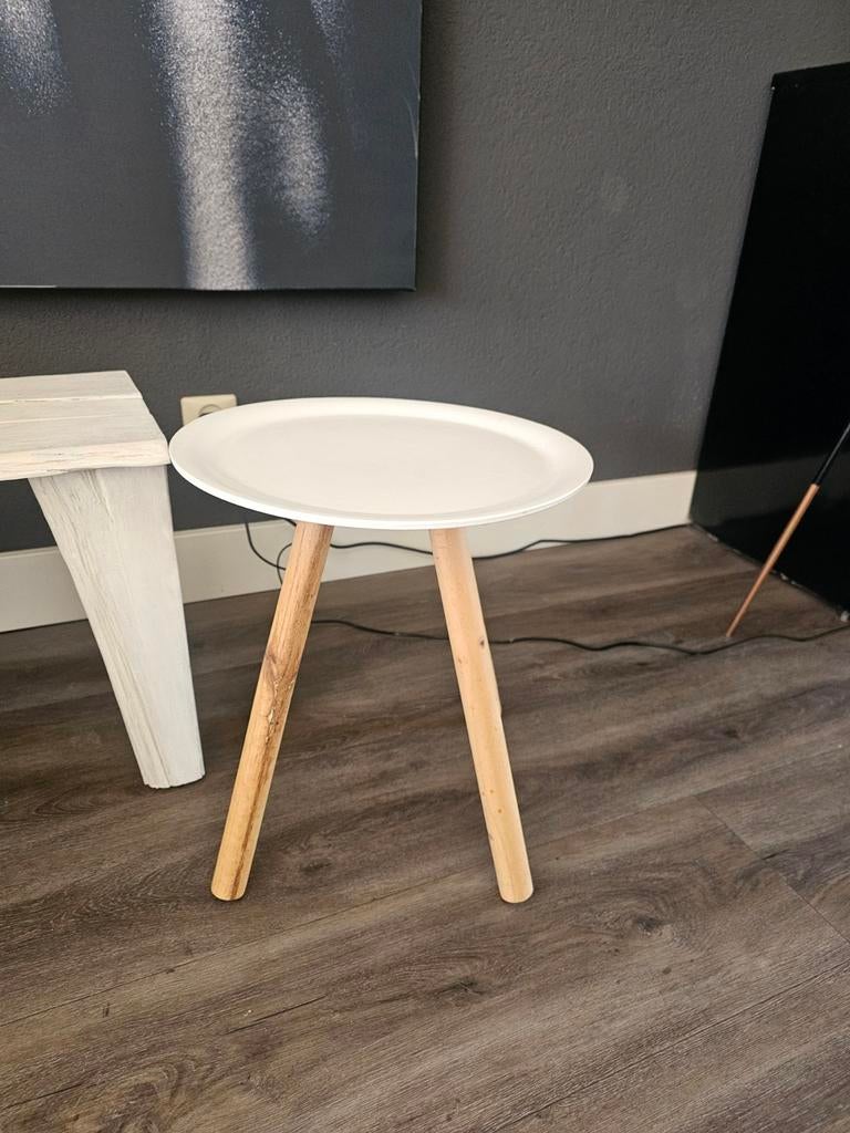 Leuke tafeltje s en meer 7.50 pst, Ophalen, Zo goed als nieuw