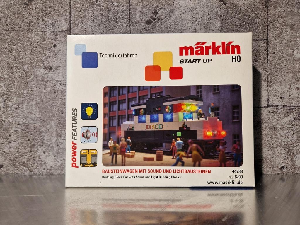 Märklin Start Up HO Bausteinwagen Disco met Licht & Geluid, Wisselstroom, Ophalen of Verzenden, Märklin, Nieuw