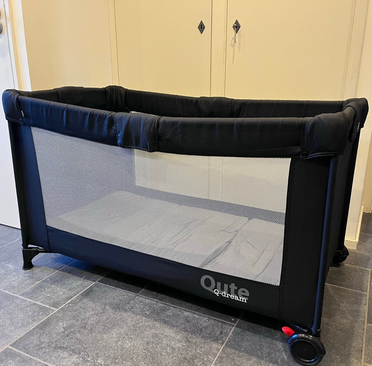 Qute Q Dream campingbed met matras, Ophalen, Gebruikt, Reisbedje