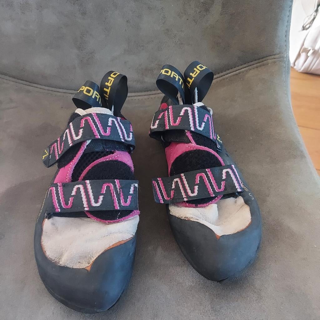 Kinder klimschoenen - Diverse maten en kleuren, Sport en Fitness, Klimsport, Ophalen of Verzenden, Gebruikt, Klimsportschoenen