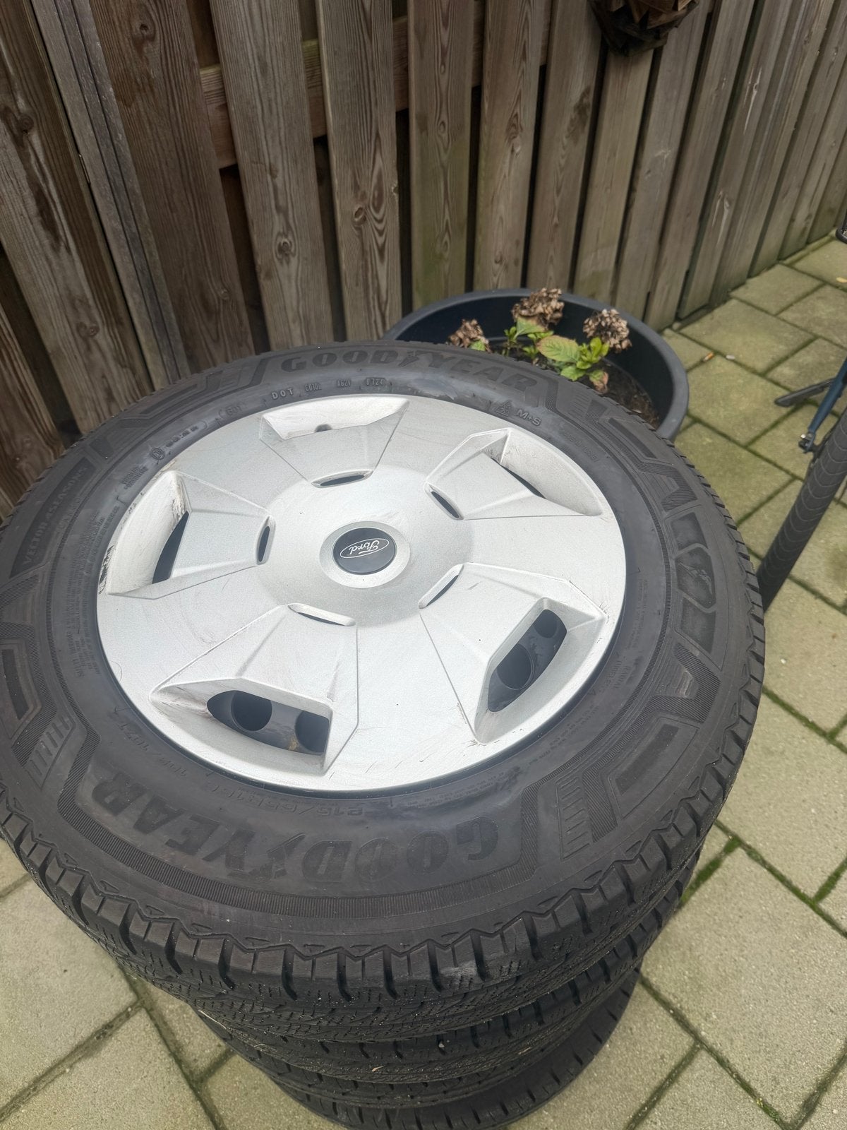 Zo goed als nieuwe ford transit custom banden, Ophalen, 16 inch, Banden en Velgen, Winterbanden
