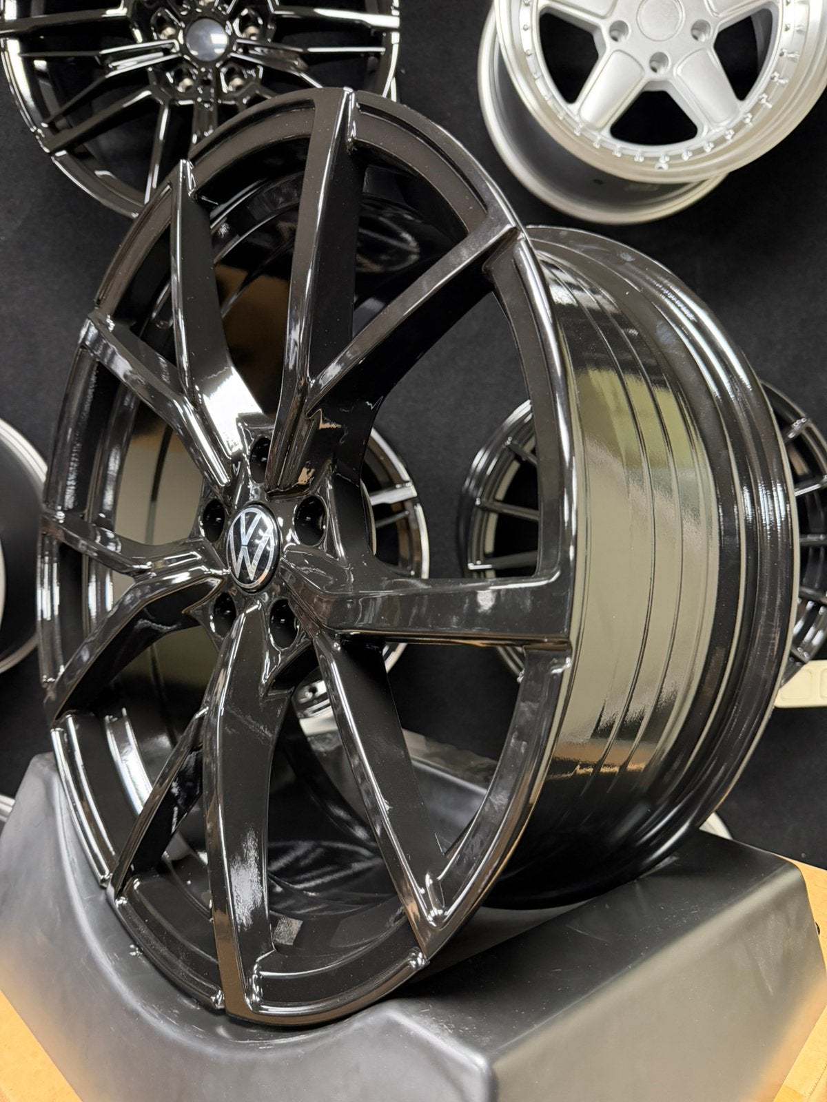 19 inch velgen voor Volkswagen Estoril R look 5x112 Golf 7 8, 19 inch, Velg(en), Nieuw, Ophalen of Verzenden