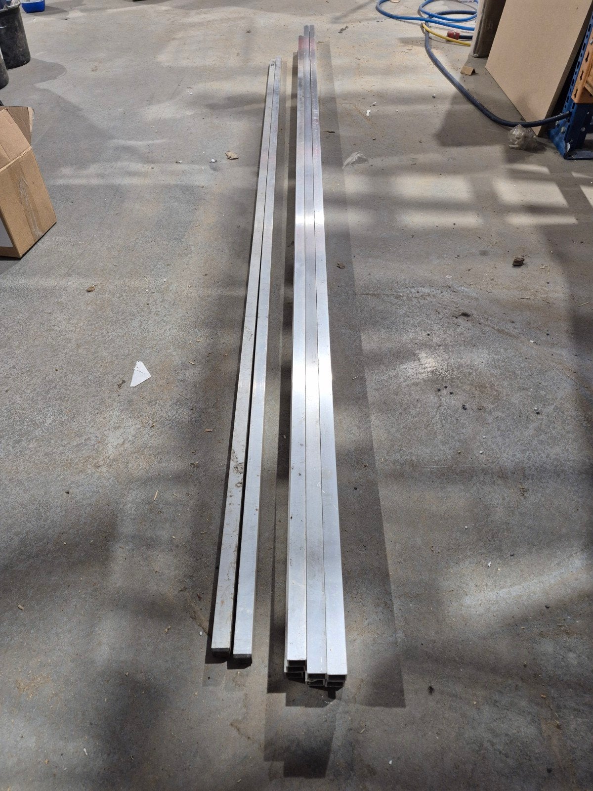 Aluminium koker 25x25x2 - Diverse lengtes, Ophalen, Alu, Gebruikt, Aluminium
