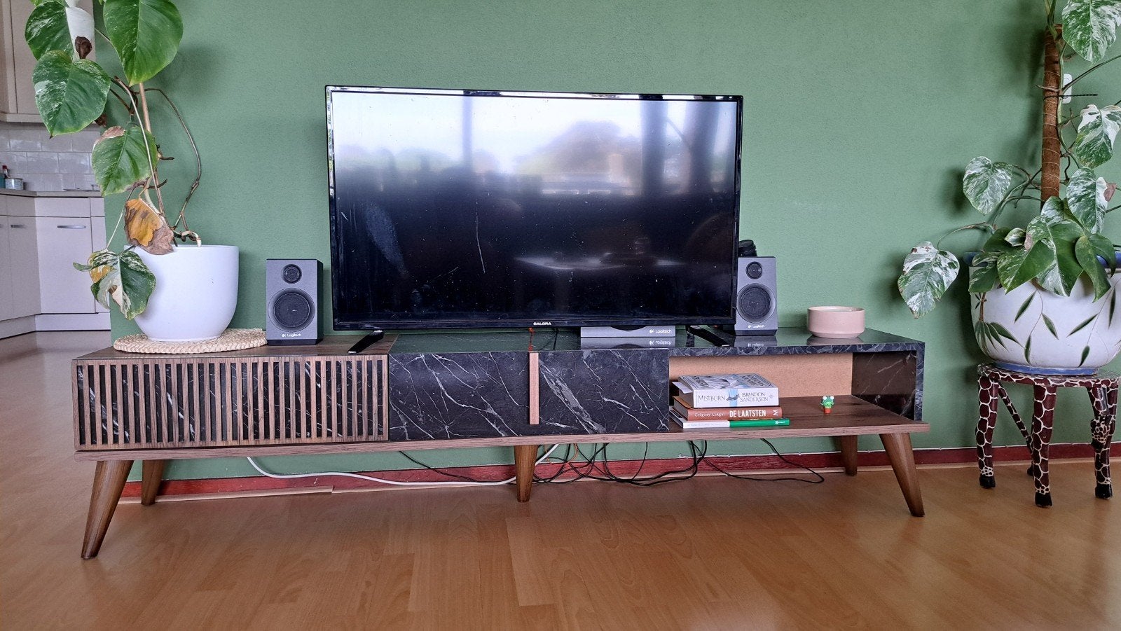 Tv meubel Hout/Marmer, Huis en Inrichting, Ophalen, 150 tot 200 cm, Zo goed als nieuw, Minder dan 100 cm