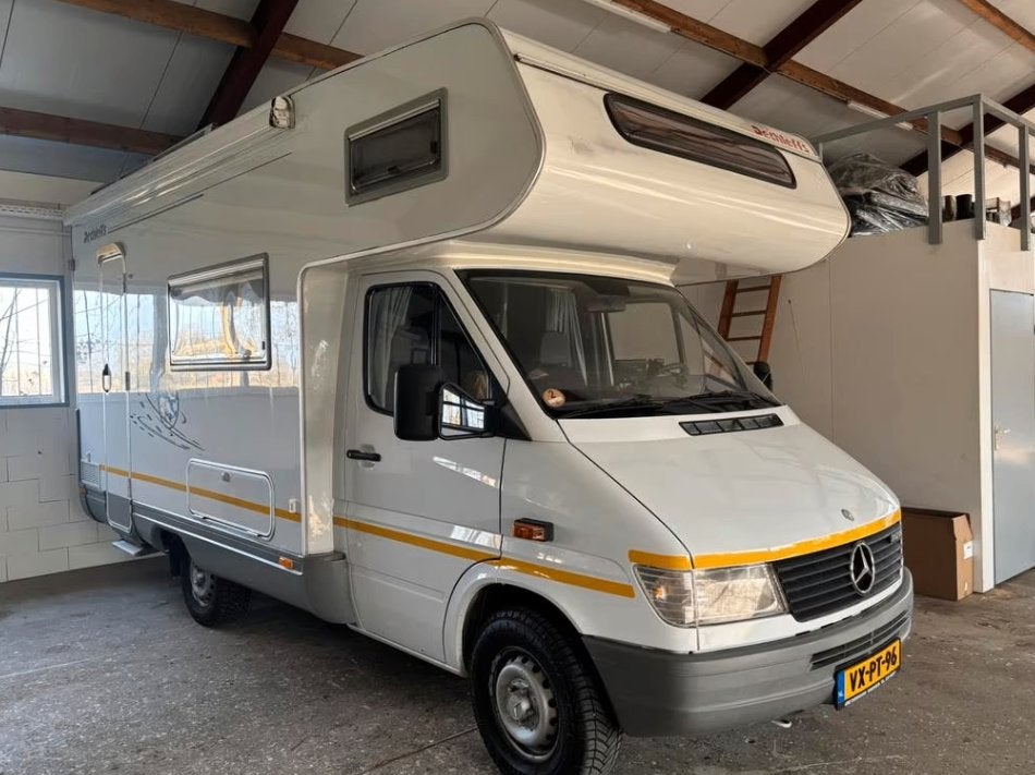 Mercedes 5 cilinder Camper 1998 met slechts 199.xxx km, Ophalen of Verzenden, Gebruikt, Handmatig