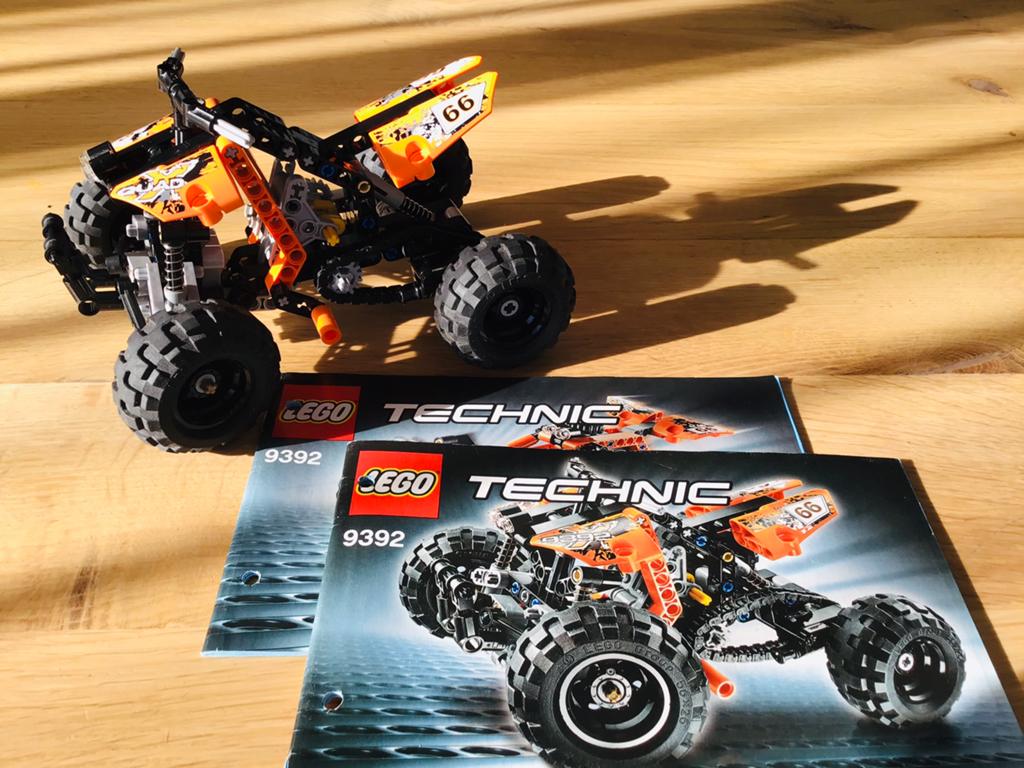 LEGO technic 9392, off road quad bike, compleet en ZGAN, Lego, Compleet, Ophalen of Verzenden, Zo goed als nieuw