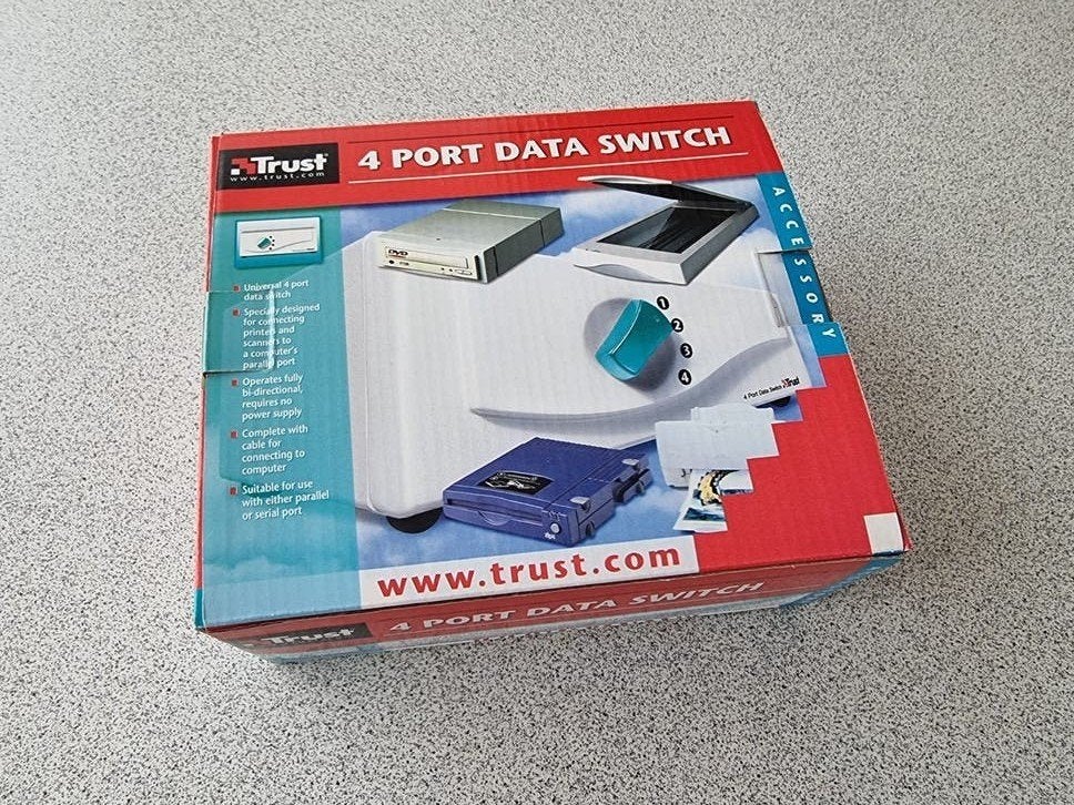 Trust 4-poorts dataswitch voor printers/scanners * compleet, Computers en Software, Ophalen of Verzenden