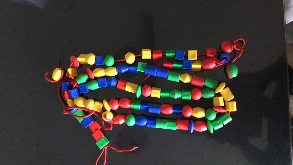 Primaire kleuren plastic kralen diverse vormen, Ophalen, Zo goed als nieuw, Overige typen