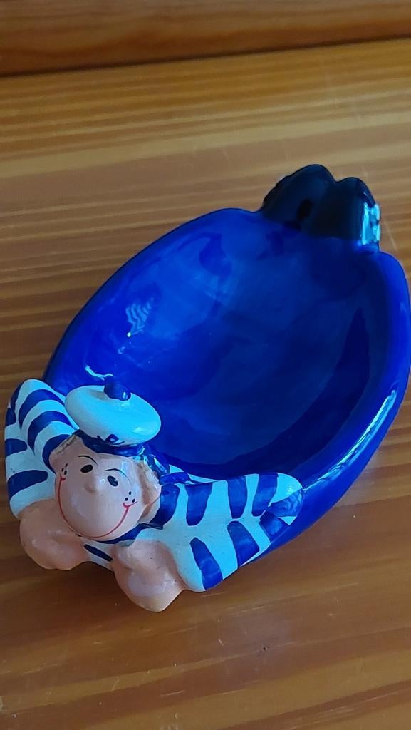 Leuk zeepbakje in de vorm van een matroosje, Gebruikt, Blauw, Overige stijlen, Ophalen of Verzenden