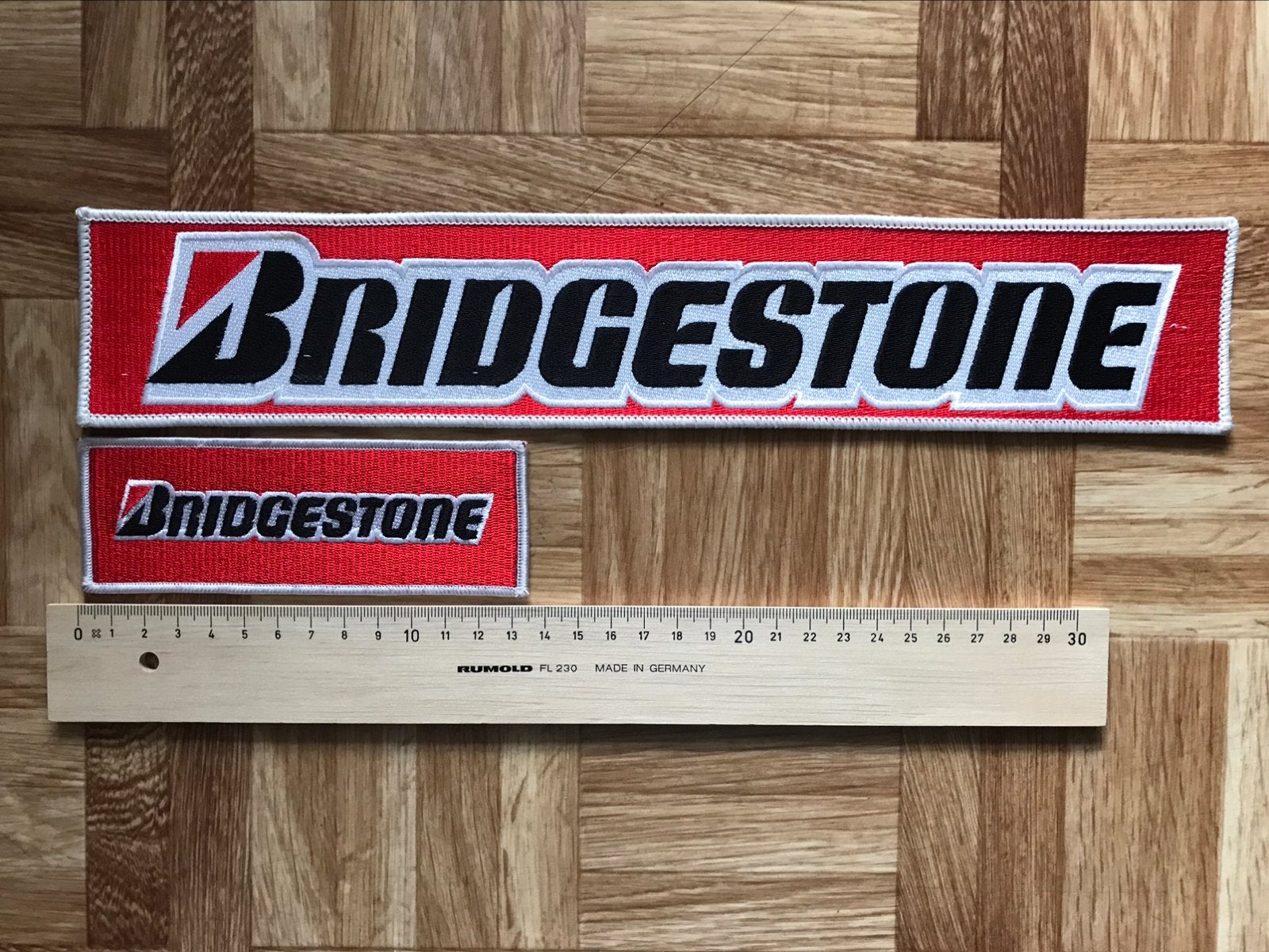 Opnaaiembleem patch strijkembleen Bridgestone groot en klein, Verzamelen, Ophalen of Verzenden, Nieuw, Formule 1