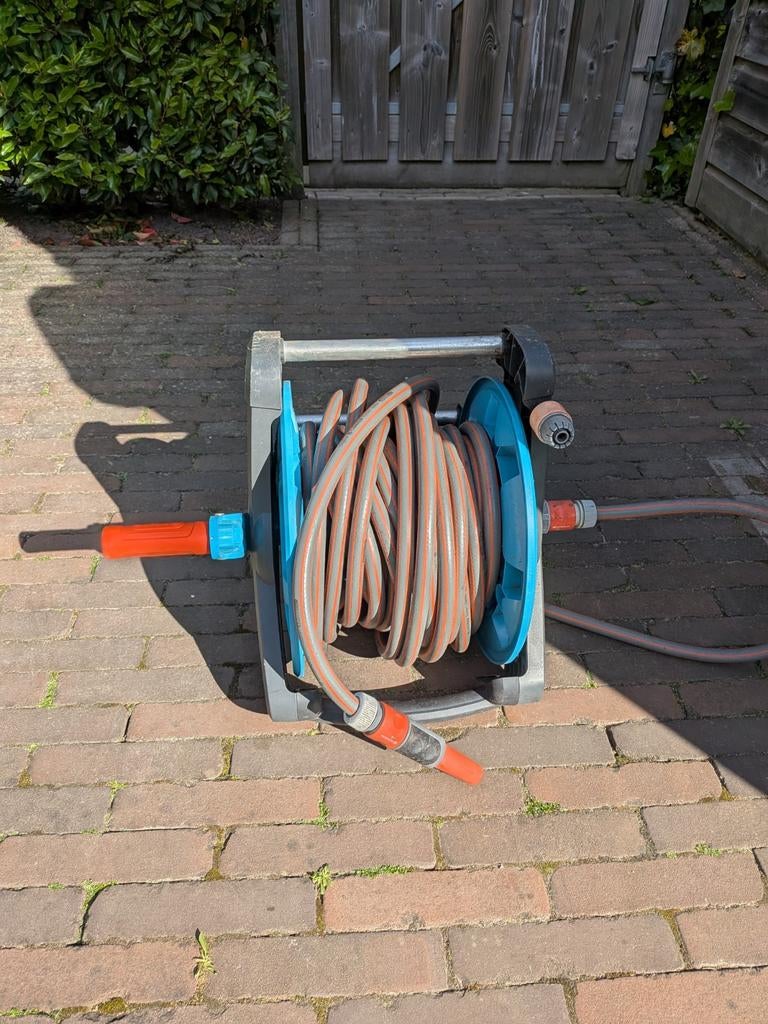 Gardena tuinslanghaspel 15 meter, Ophalen of Verzenden, Gebruikt