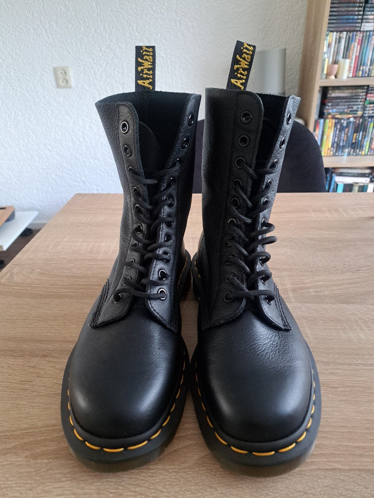 Dr. Martens leren hoge veterlaarzen, Ophalen, Hoge laarzen, Zwart, Dr. Martens