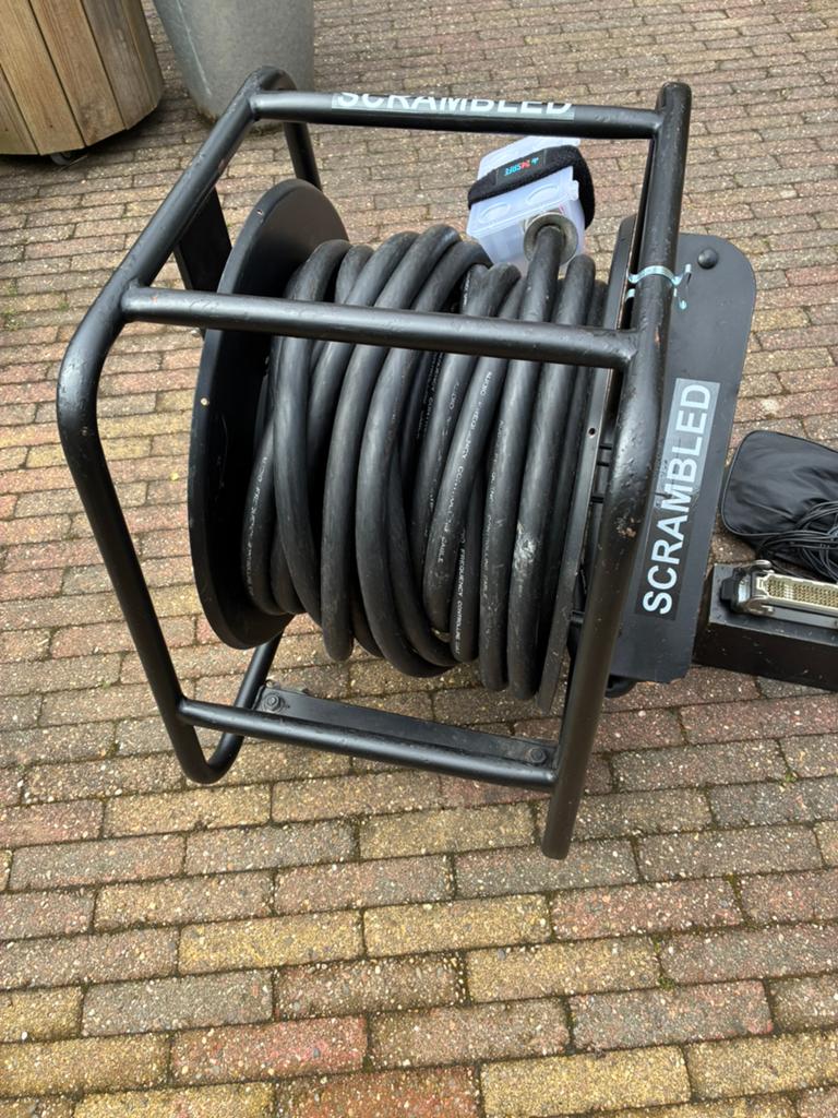 Stage kabel / snake 16 in 8 uit. 25m, Ophalen, Gebruikt, Apparatuur