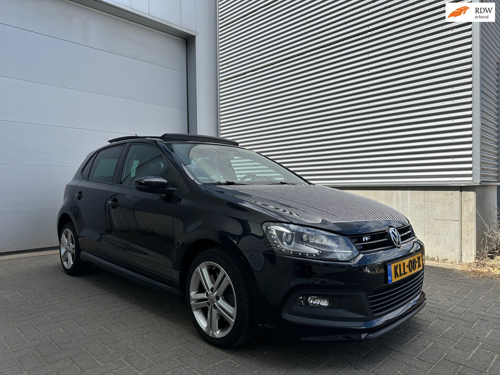 Volkswagen POLO 1.2 TSI Highline |3x Rline|Pano|Cruise|Stoel, Voorwielaandrijving, Euro 5, Gebruikt, Zwart