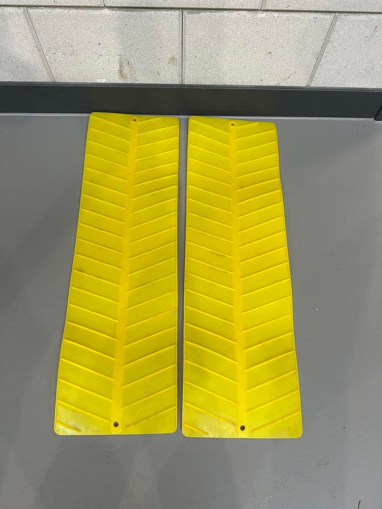 Modderplaten 2 stuks, Ophalen, Zo goed als nieuw