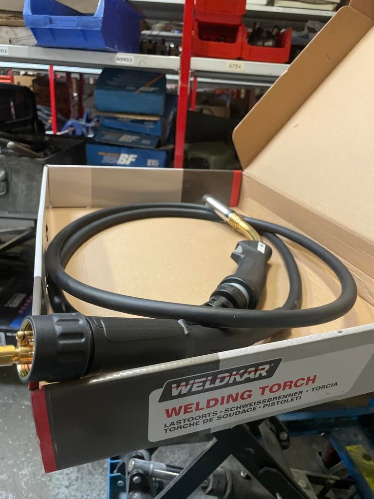 2 stuks Weldkar MIG/MAG lastoorts 3 meter - Nieuw in doos, Doe-het-zelf en Verbouw, Gereedschap | Lasapparaten, Ophalen, Nieuw