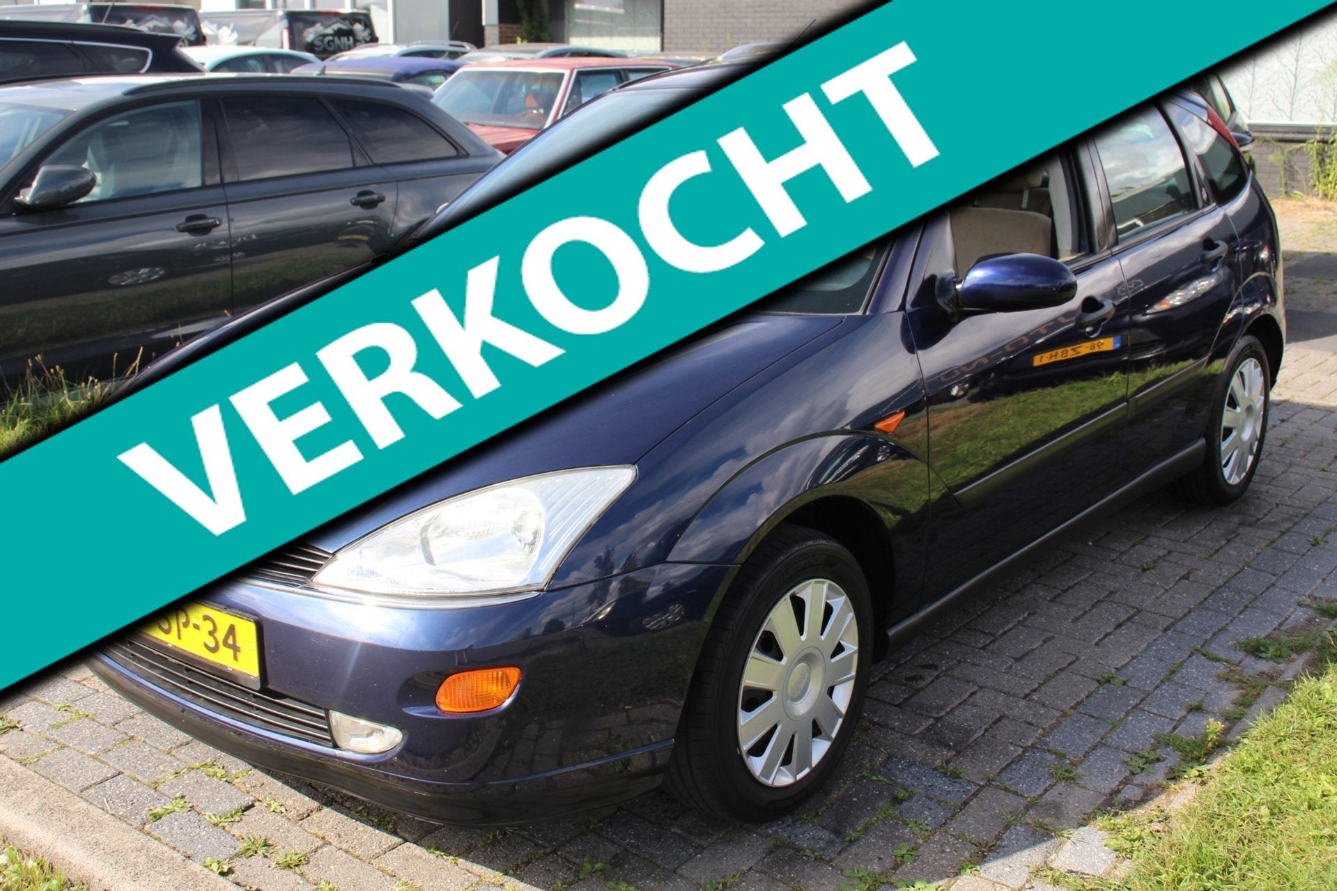 Ford Focus 1.6-16V Ghia Dagtopper! Nu €995,- 5-Deurs Airco, 1596 cc, Gebruikt, Beige, Blauw