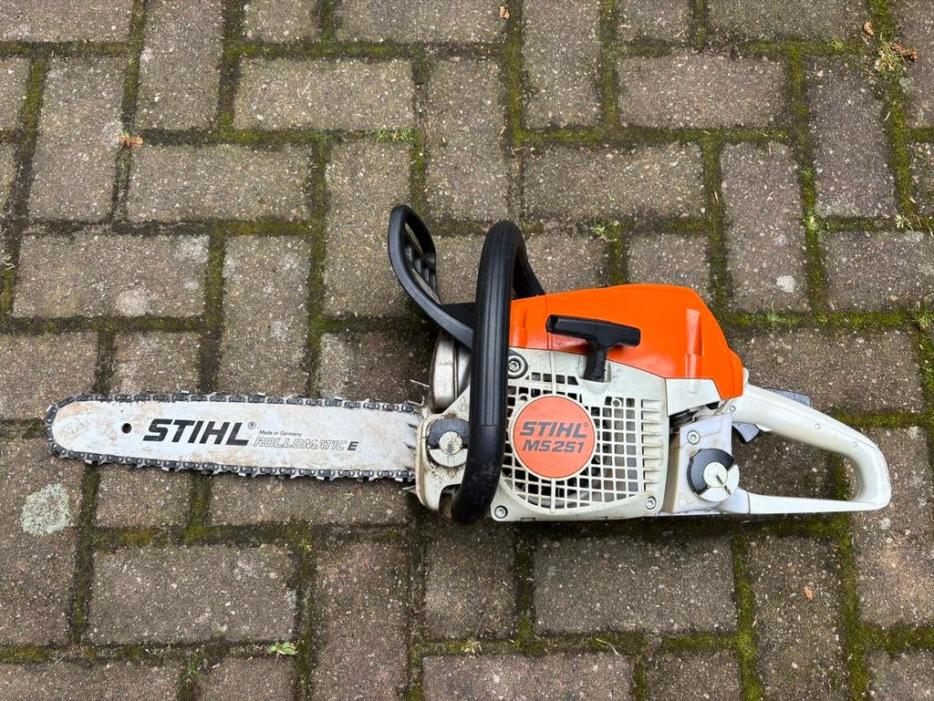 Stihl ms251 kettingzaag, Ophalen, Zo goed als nieuw