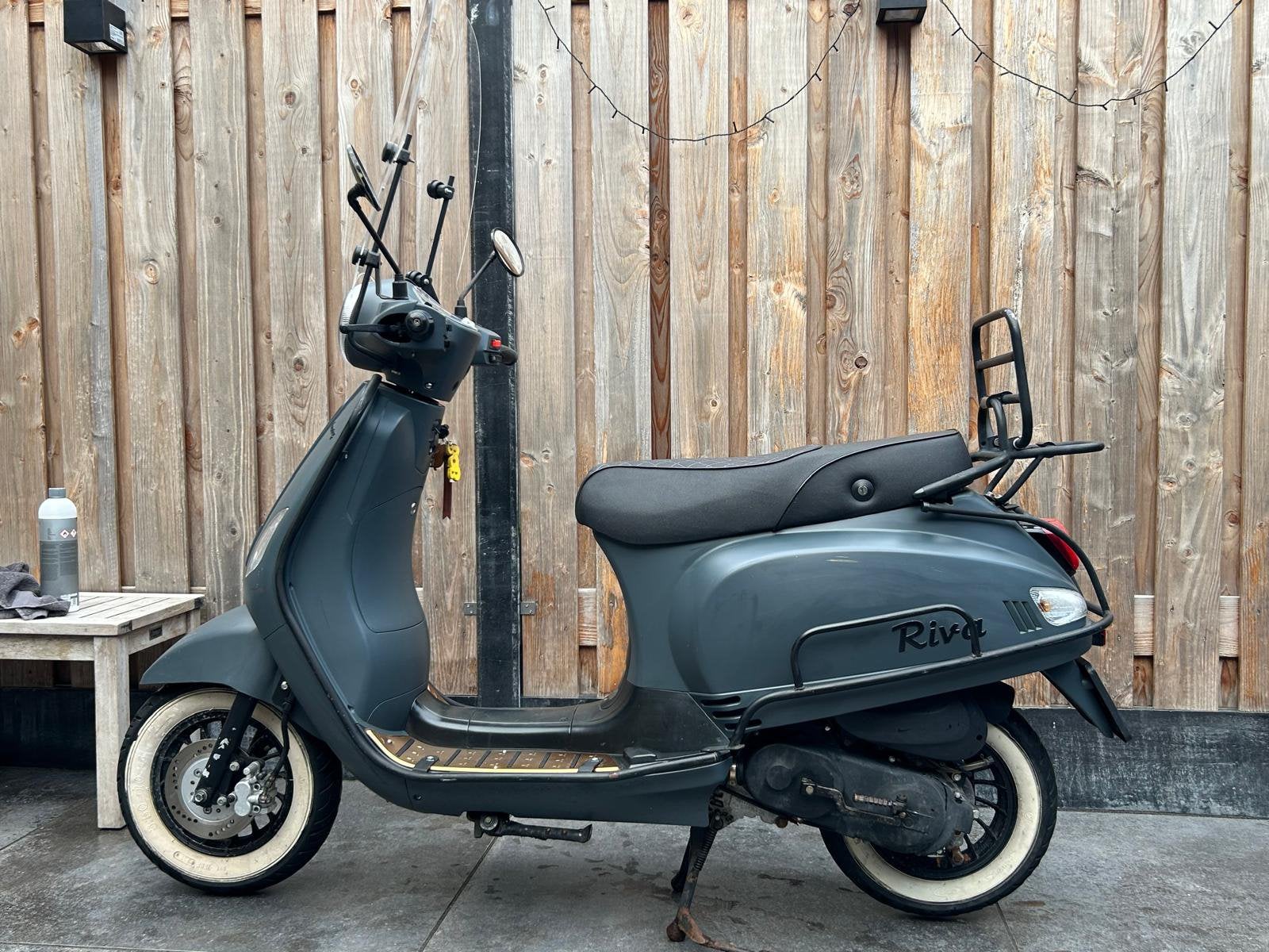 BTC LUXURY SCOOTER, Ophalen, Gebruikt, Maximaal 25 km/u, BTC Riva